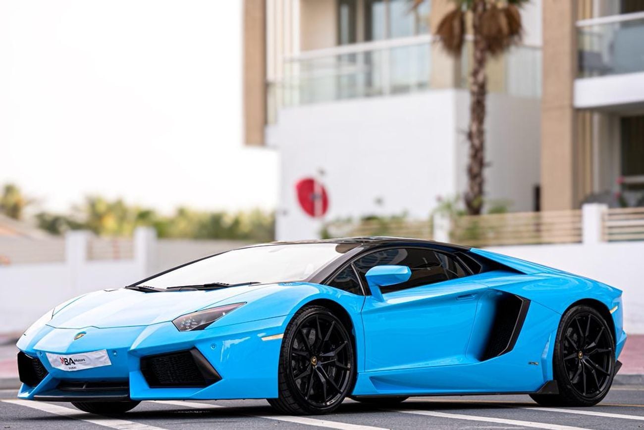 Lamborghini Aventador 6.5L V12 GCC Full service history