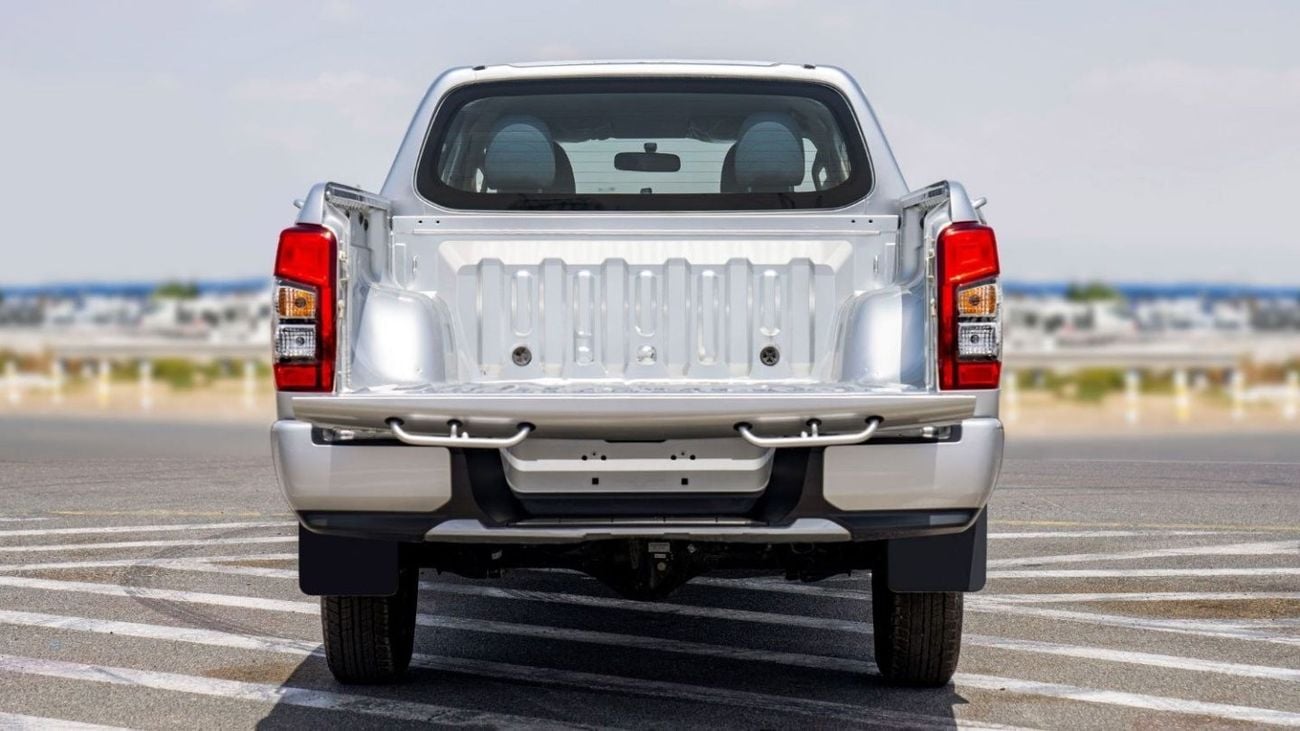 Mitsubishi L200 (LHD) MITSUBISHI L200 DC GL 2.5D MT 4WD MY2023 - SILVER