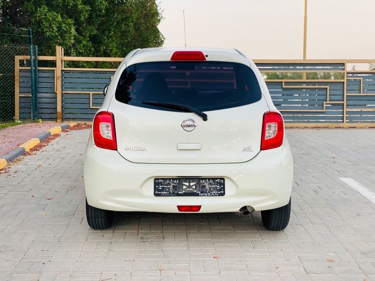 Nissan Micra SV