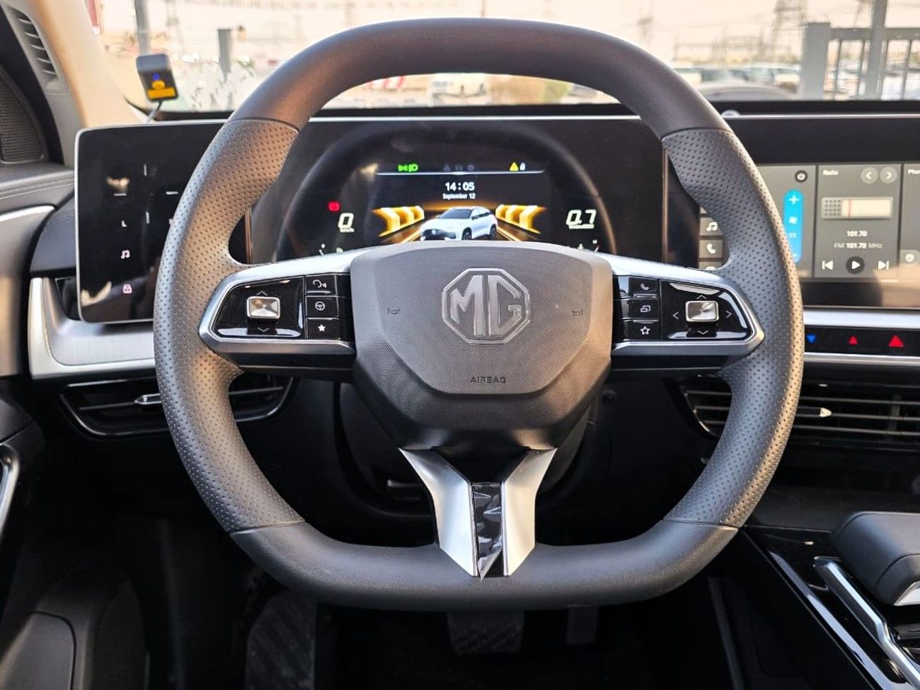 MG One MG One 1.5l COM SUV FWD Grey Color 2024