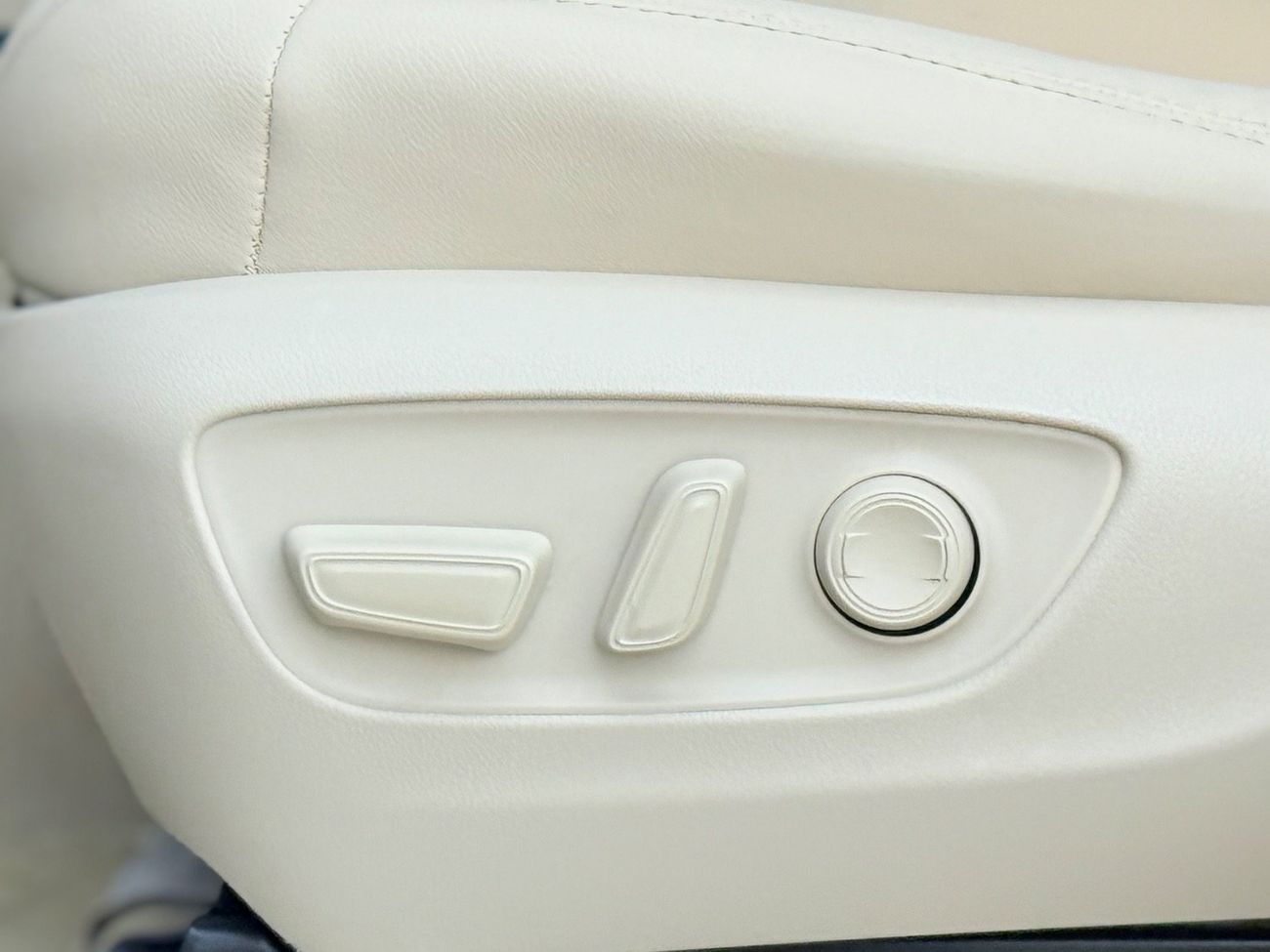 Toyota Land Cruiser Toyota landcuriser 2022 Years TwinTurbo GXR 3.5L petrol left hand drive black color