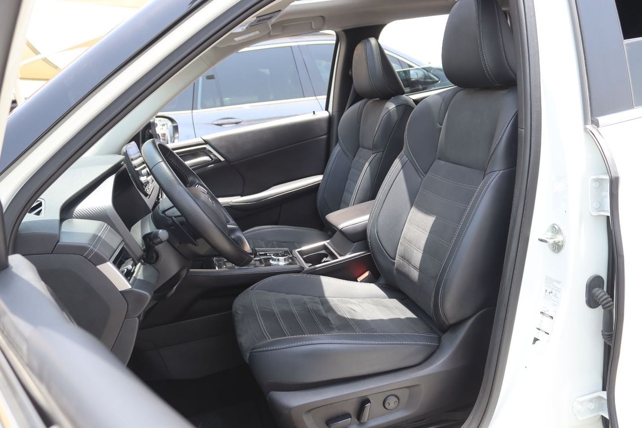Mitsubishi Outlander PREMIUM