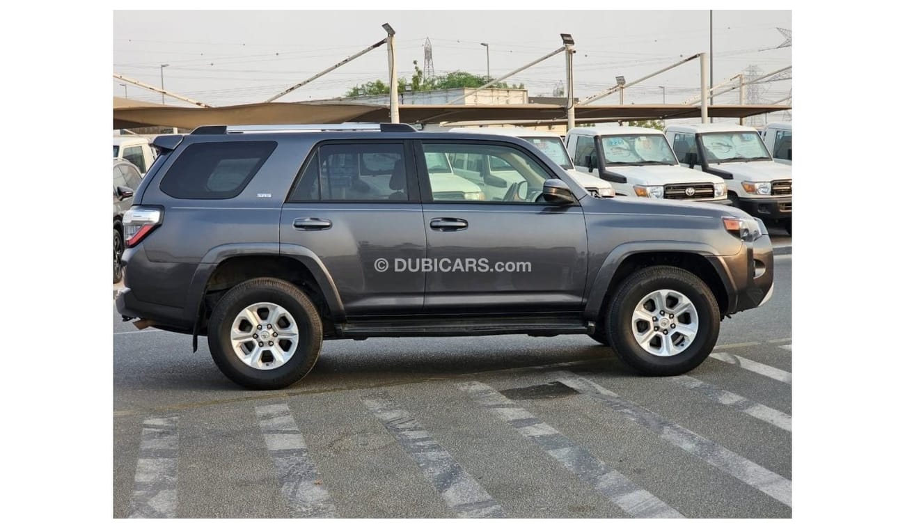 Toyota 4Runner 2021 Toyota 4Runner SR5 Premium 4.0L V6 /