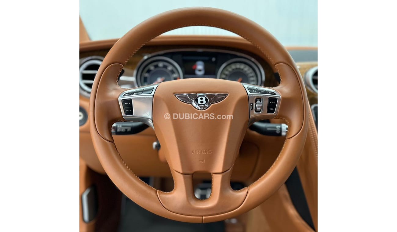 Bentley Continental GT 2015 Bentley Continental GT, Full Service History, Full Options, Low Kms, GCC