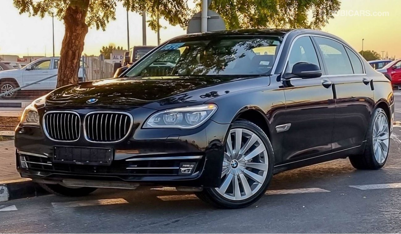 بي أم دبليو 740 Li 2014 | Partial Service History | GCC | Perfect Condition