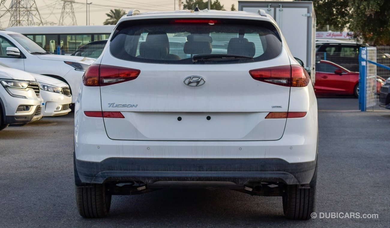 Hyundai Tucson 2.0 L  2020 MODEL 4 CYLINDER WITHOUT SUNROOF TYPE 2 AUTO TRANSMISSION ONLY FOR EXPORT