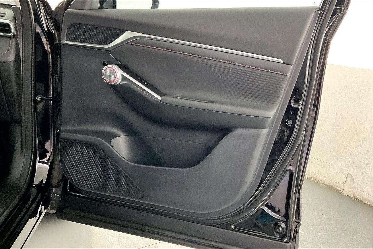 Volvo XC60 T5 R Design | 1 year free warranty | 0 Down Payment