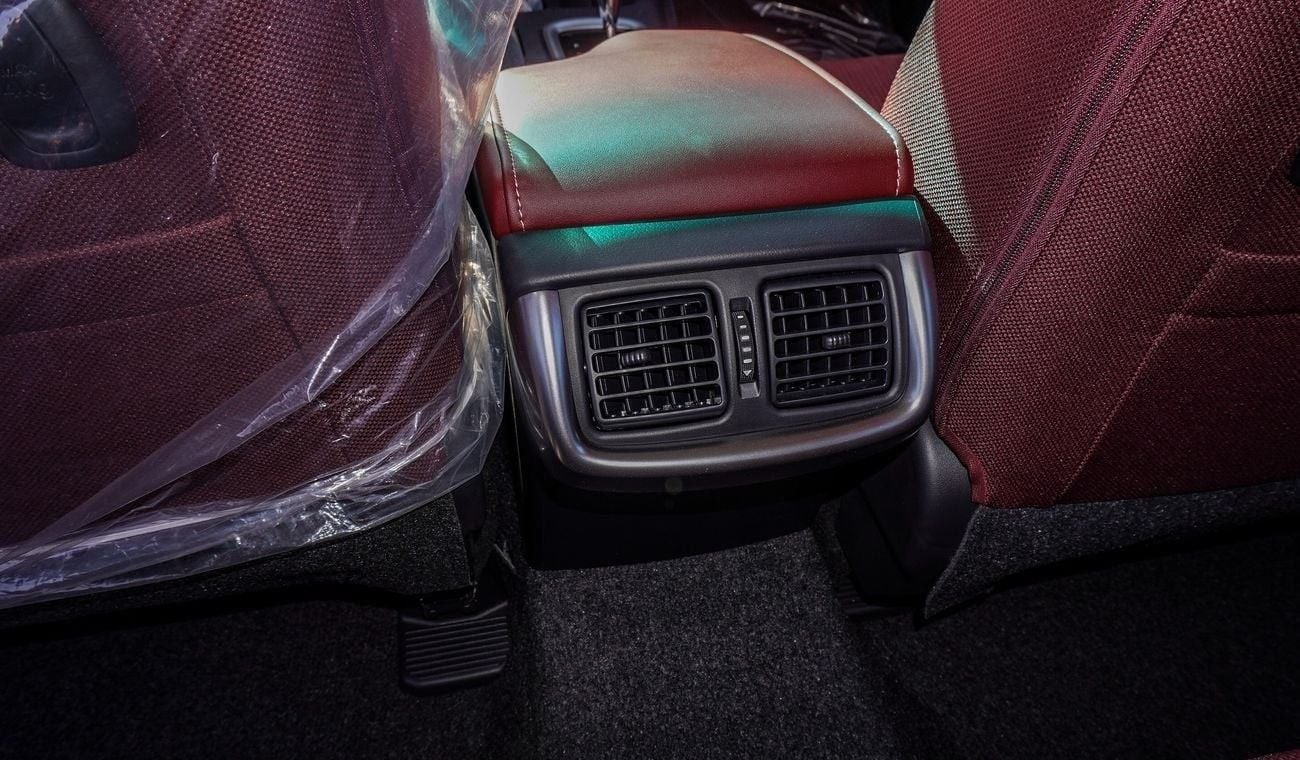 تويوتا هيلوكس HILUX SR5 Petrol 2.7L , GLX-S Full Option 2025 Model