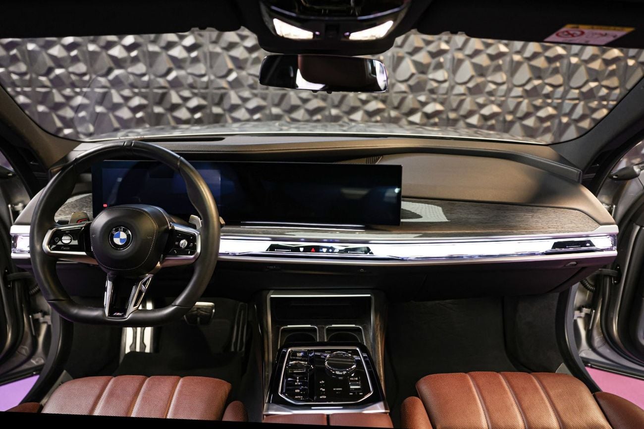 BMW 740i M SPORT