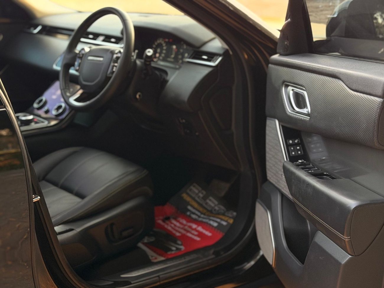 لاند روفر رينج روفر فيلار P250 SE 2.0L