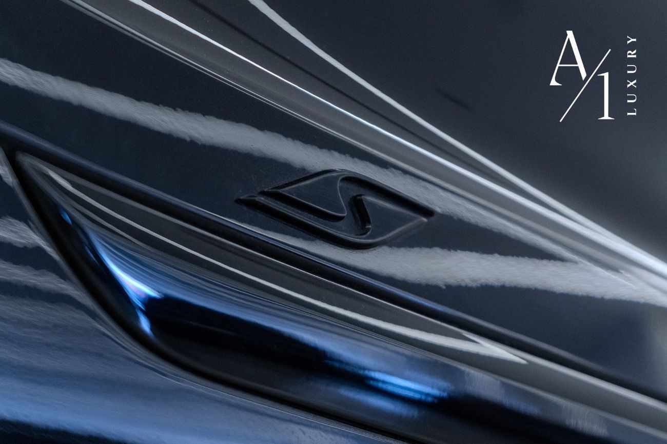 Bentley Bentayga 2024 Bentley Bentayga S V8, Warranty  Service Pack, Full Option, GCC Spec