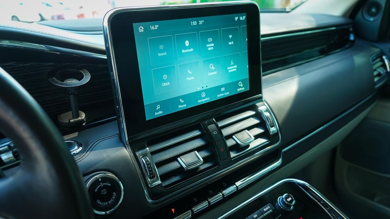 لينكولن نافيجاتور Presidential 3.5L PRESIDENTIAL 202 GCC SPECS!! WARRANTY AND SERVICE CONTRACT FROM AL TAYER