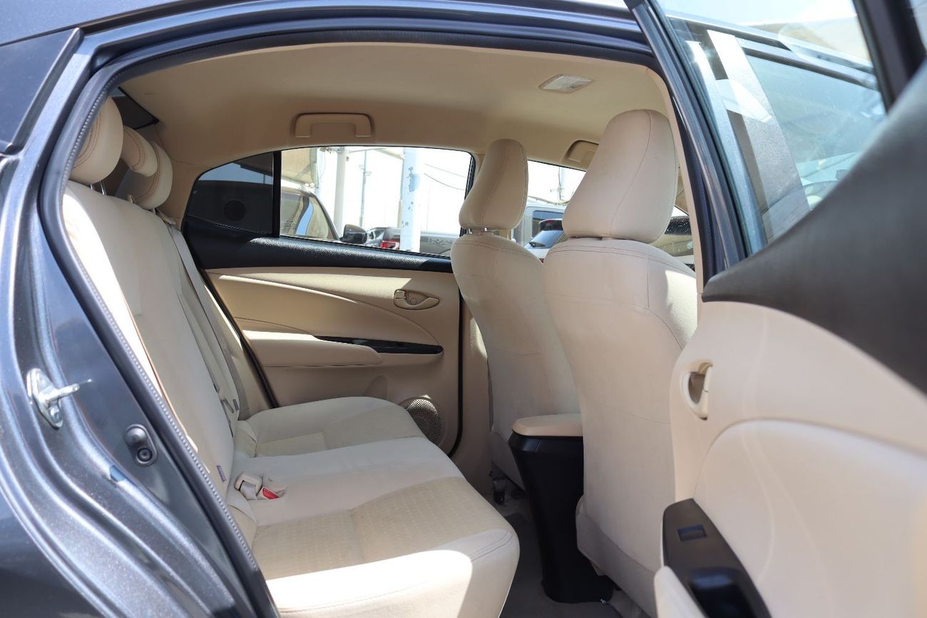 Toyota Yaris Y2 ACCIDENTS FREE - GCC - ORIGINAL PAINT - ENGINE 1500 CC - PERFECT CONDITION INSIDE OUT