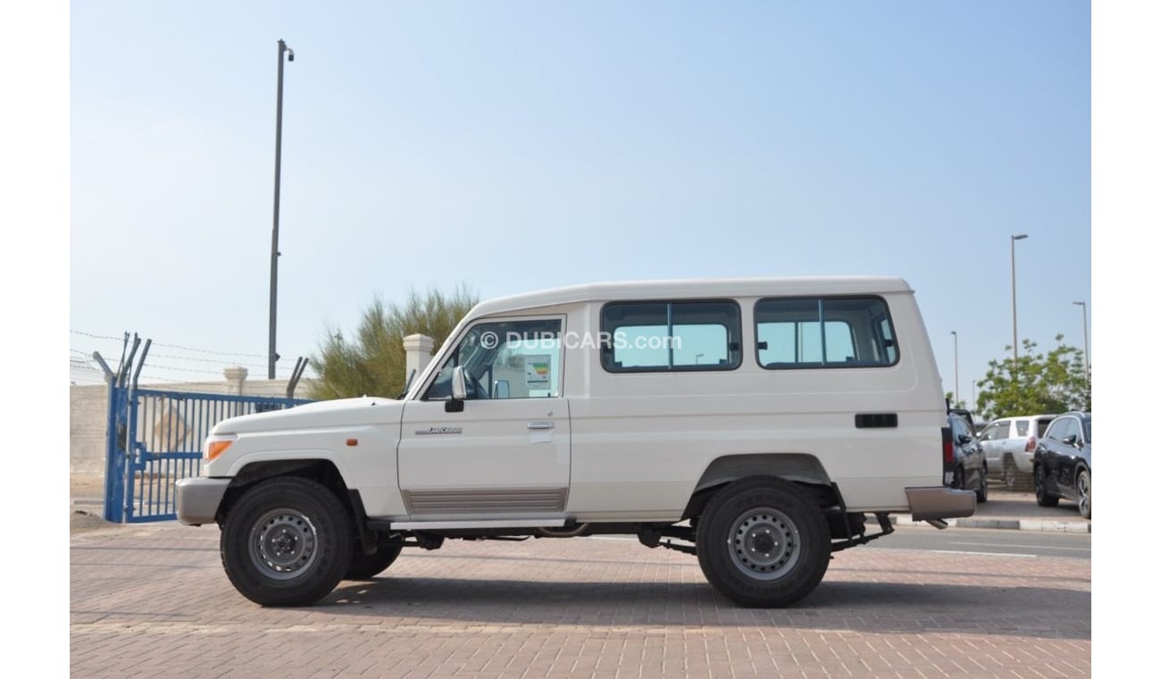 Toyota Land Cruiser 70 2023 TOYOTA LAND CRUISER HARD TOP 4.5L V8
