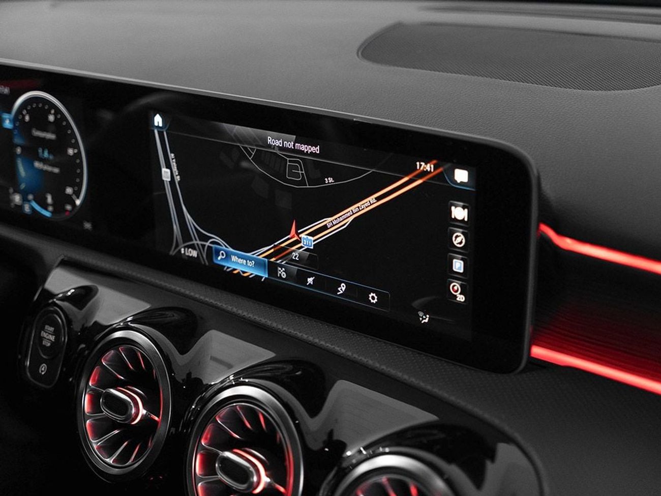 مرسيدس بنز A 250 2.0L 211BHP