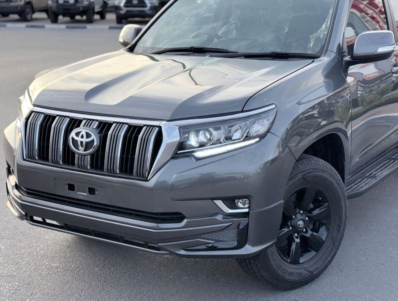 Toyota Prado Toyota prado 2016 upgrade 2023 2.8L v4 Diesel Engine Colour Grey push start Transmission Automatic I