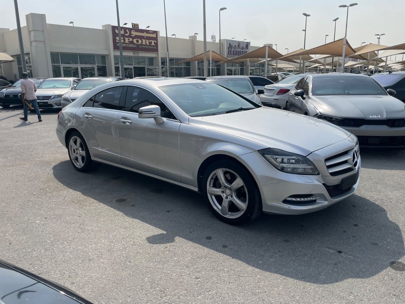 مرسيدس بنز CLS 350 مرسيدس CLS350 وارد كوريا اوراق جمارك فل اوبشن