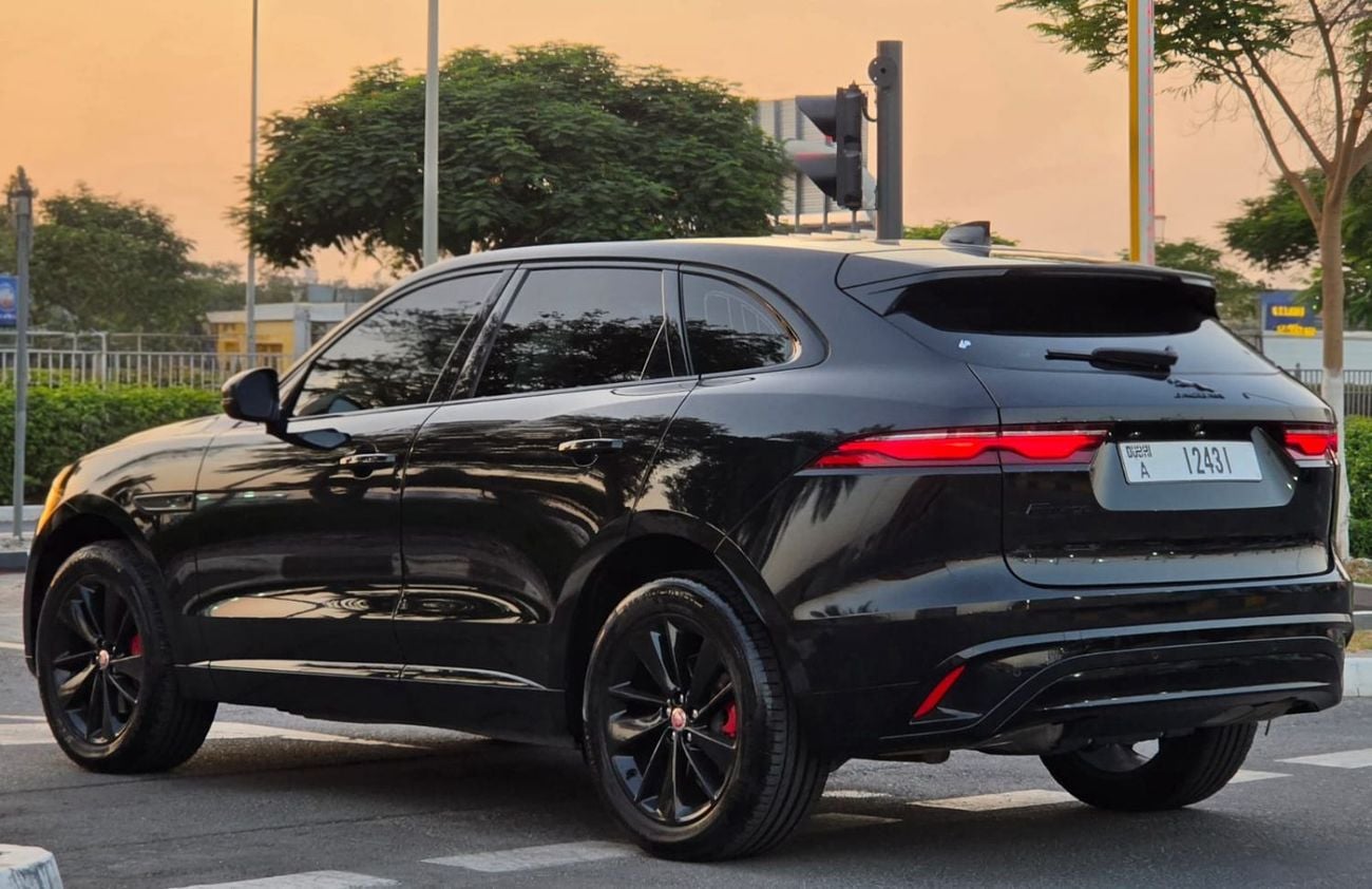 Jaguar F-PACE R-DYNAMIC HSE P250 Jaguar F-Pace R-Dynamic 2022 GCC Specs - Full Service History Excellent Condition