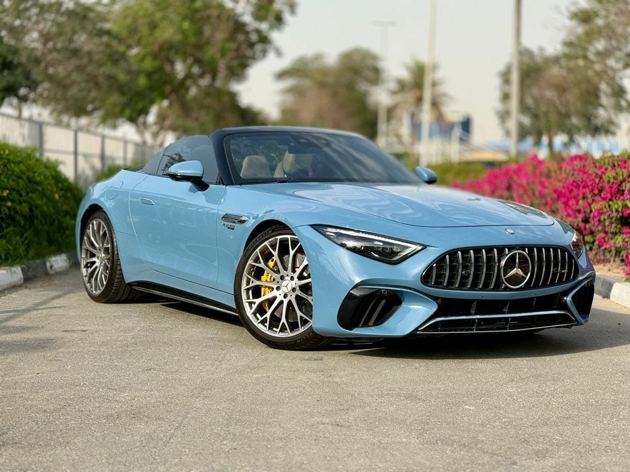 Mercedes-Benz SL 63 AMG Roadster SE Performance