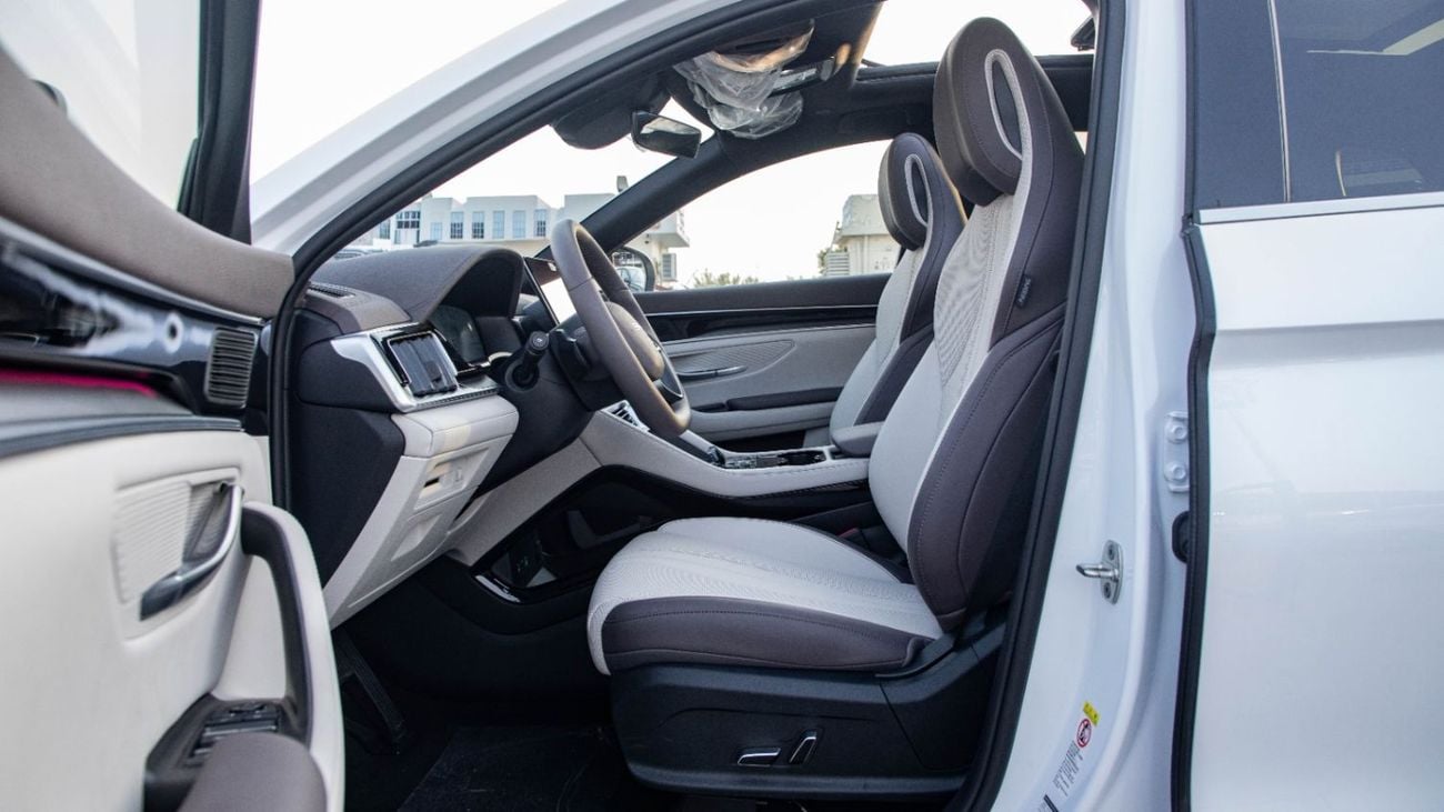 بي واي دي سونغ بلس FWD DM-i 112KM Premium Edition | For Local Registration +10%