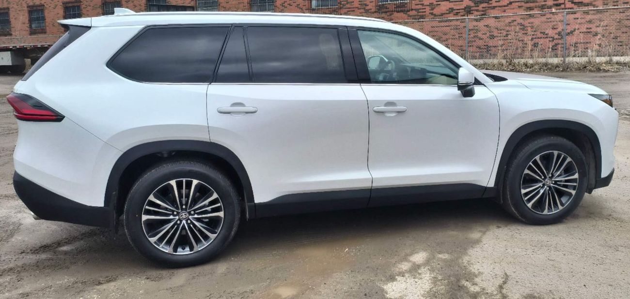 Toyota Grand Highlander Platinum Hybrid Max