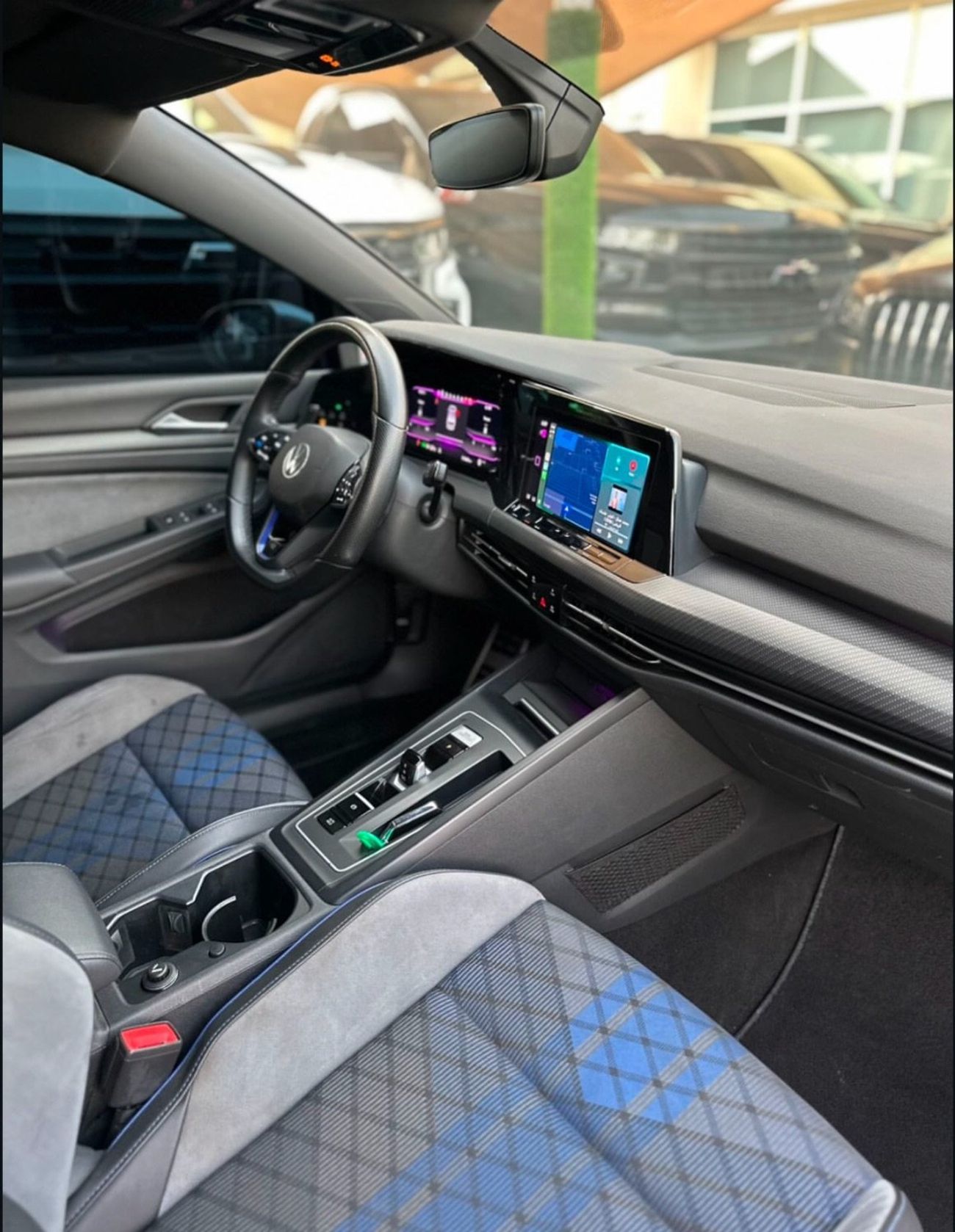 Volkswagen Golf R 2.0L (329 HP) ‏VOLKSWAGEN GOLF R GCC 2022 ‏Perfect Condition ‏Full option