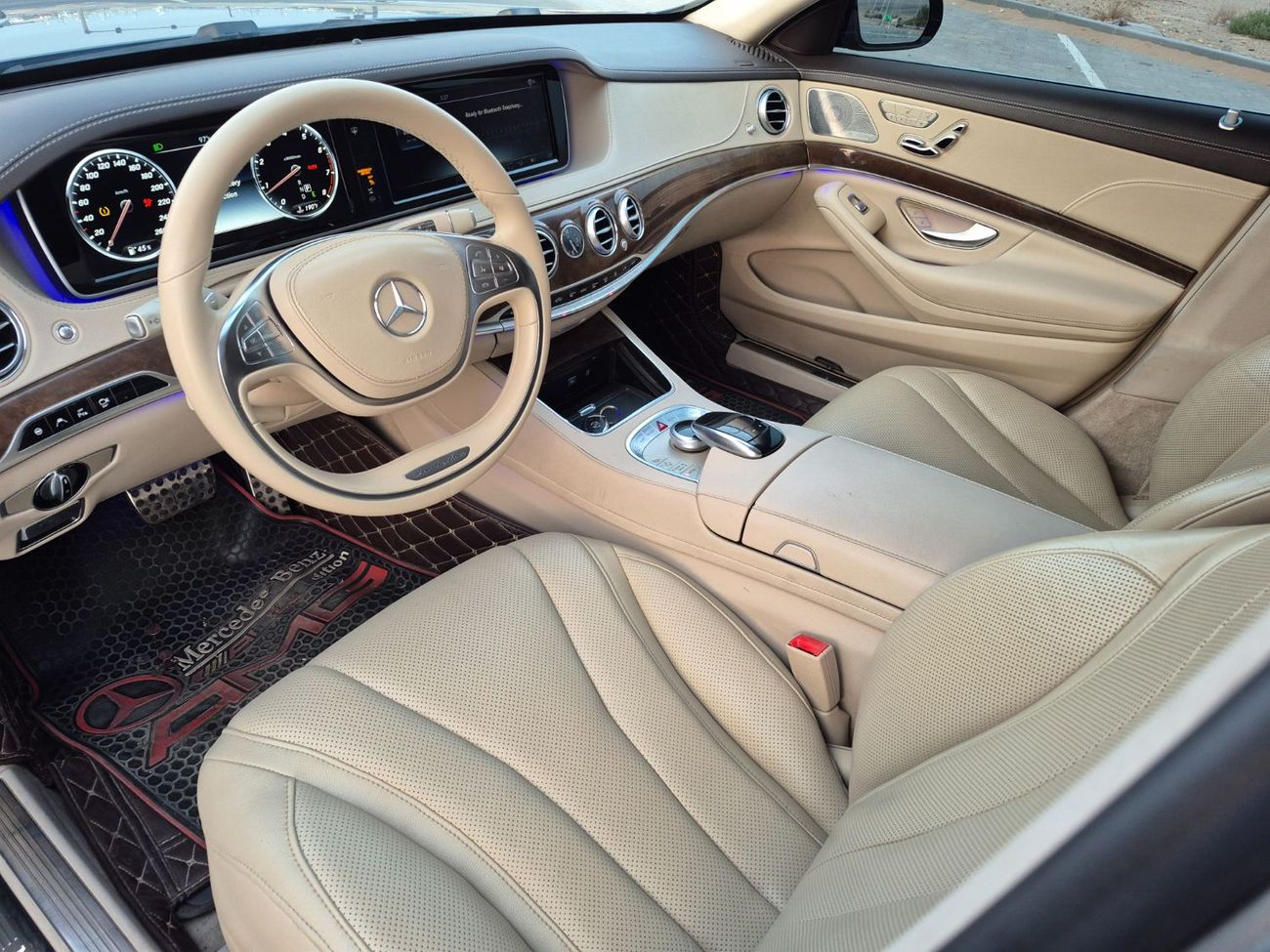 مرسيدس بنز S 550