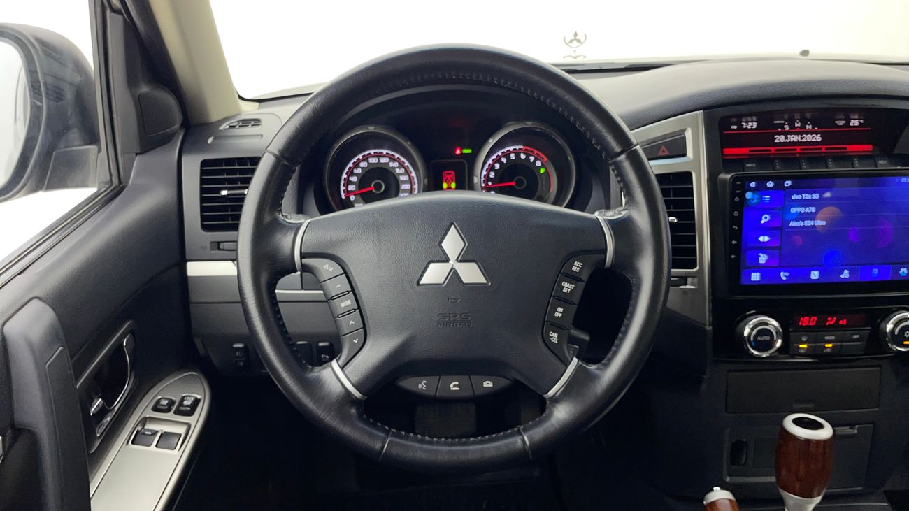 Mitsubishi Pajero 2017 GLS MIDLINE SWB | AED 1142/Month | 0 DP | 30 Day Return | Warranty | Service History