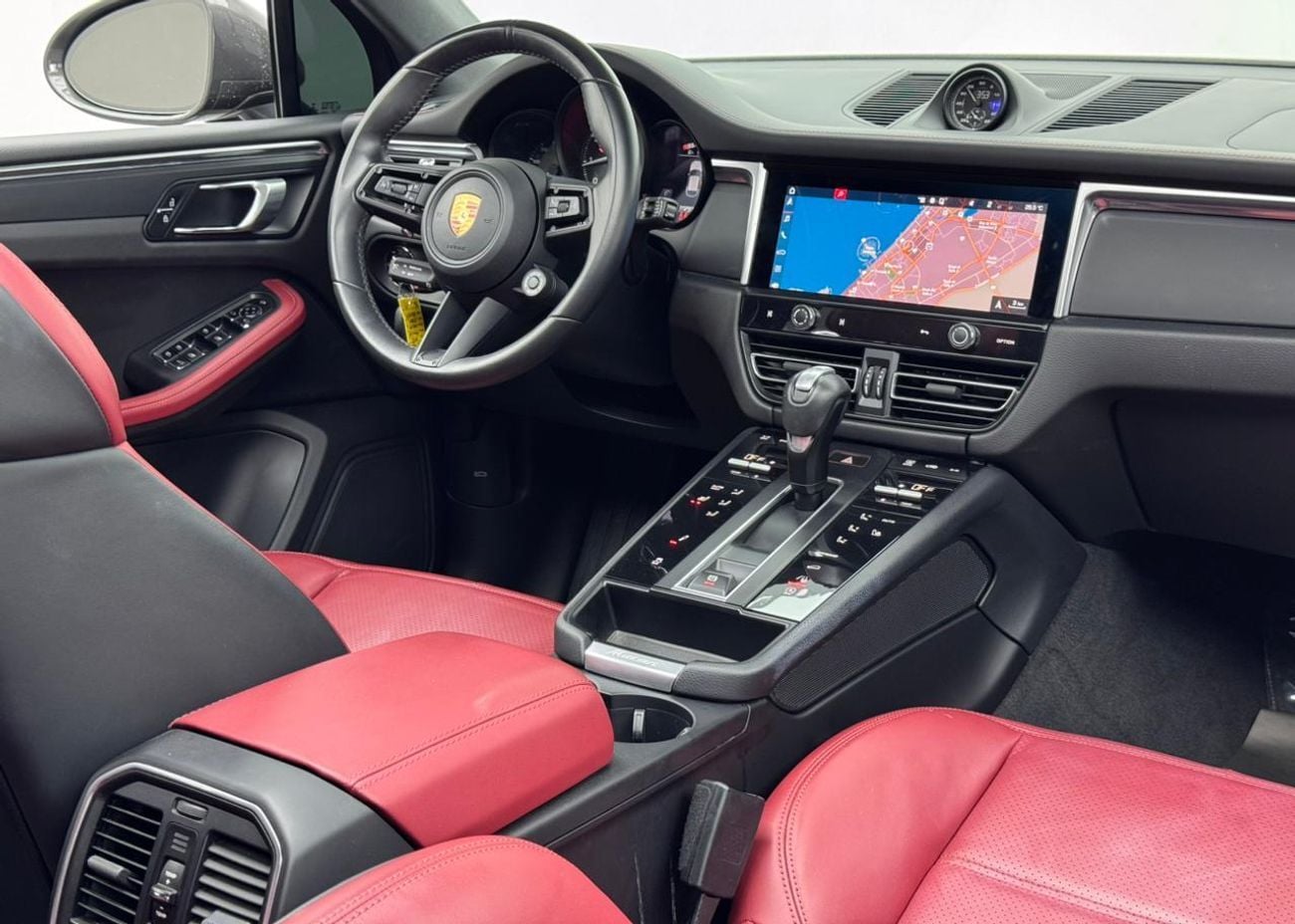 Porsche Macan T 2.0L (260 HP) 2023 Porsche Macan T, Warranty+Full Porsche Servie History, GCC