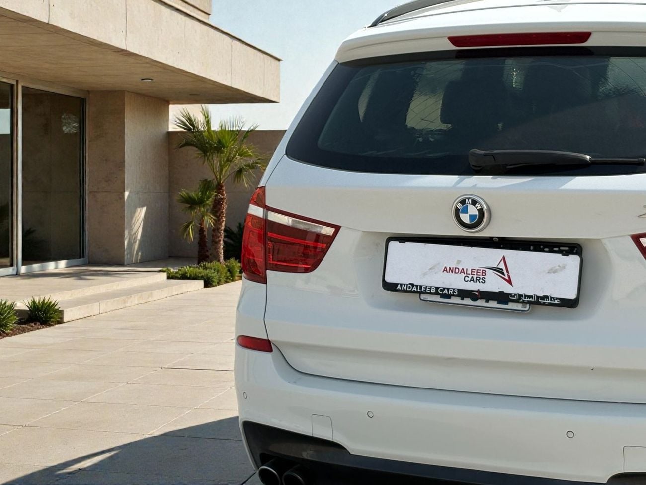بي أم دبليو X3 AED 1,670 P.M | 0% DOWN PAYMENT | BMW X3 XDRIVE28I M KIT | 2017 | GCC SPECS
