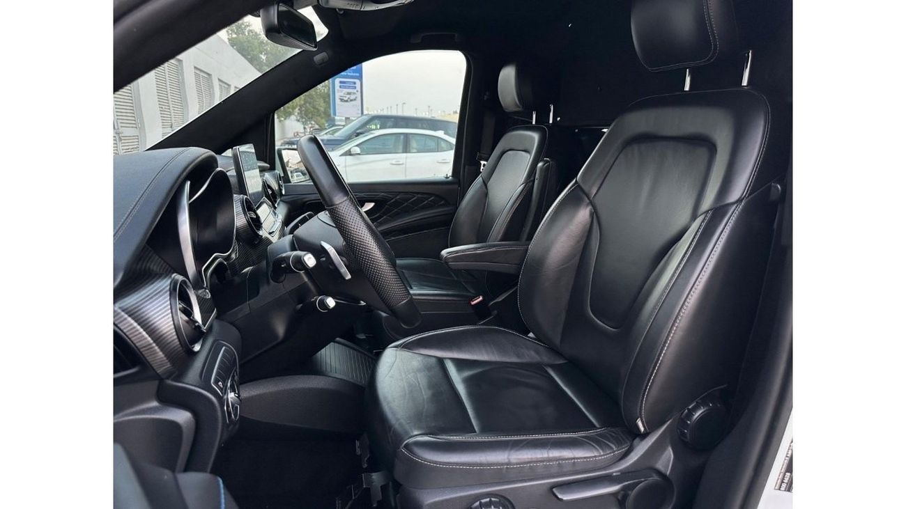 Mercedes-Benz V 250 Avantgarde MERCEDES V-250 2020 GCC VIP SEATS // PERFECT CONDITION IN SIDE AND OUT SIDE