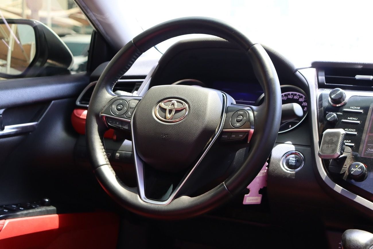 Toyota Camry 40TH Anniversary 3.5L Toyota Camry Grande Sport / 2019 / GCC / Free Accident / First Owner