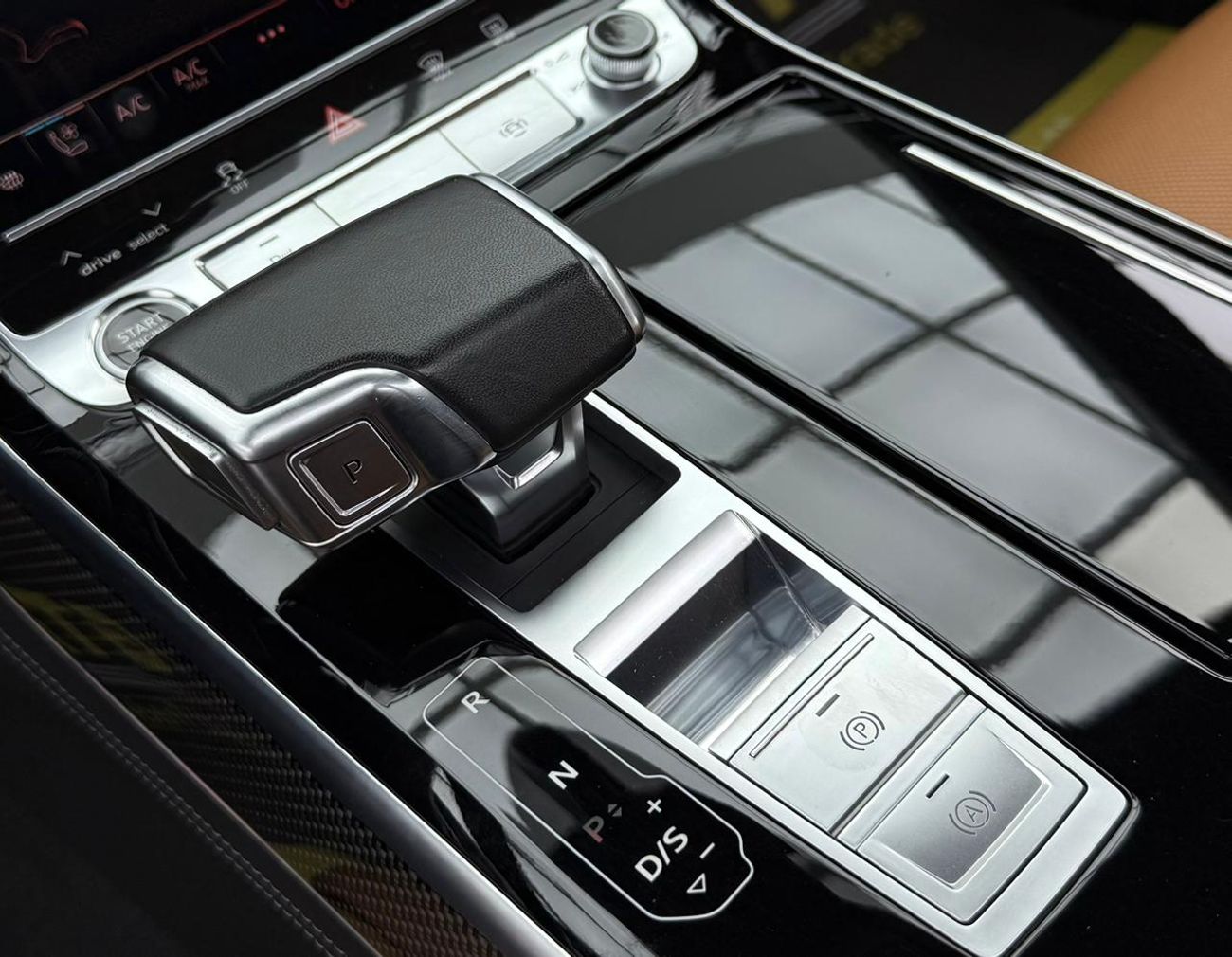 Audi A8 L 55 TFSI quattro 3.0L (340 HP) 2022 Audi A8L 55 TFSI Quattro, Warranty, Full Audi Service History, 