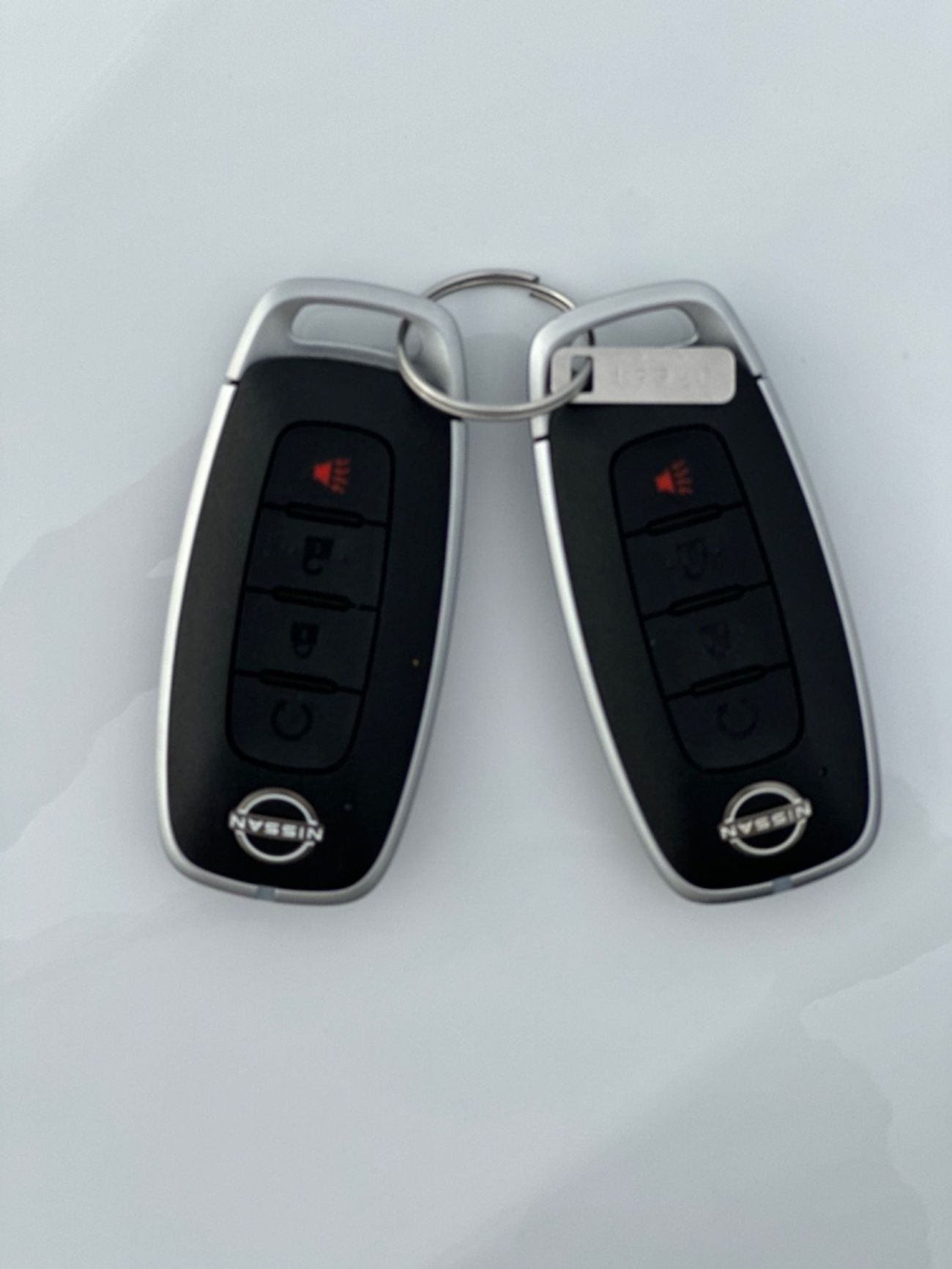 نيسان كيكس موديل 2024 حاله ممتازه من الداخل والخارج فل مواصفات بصمه