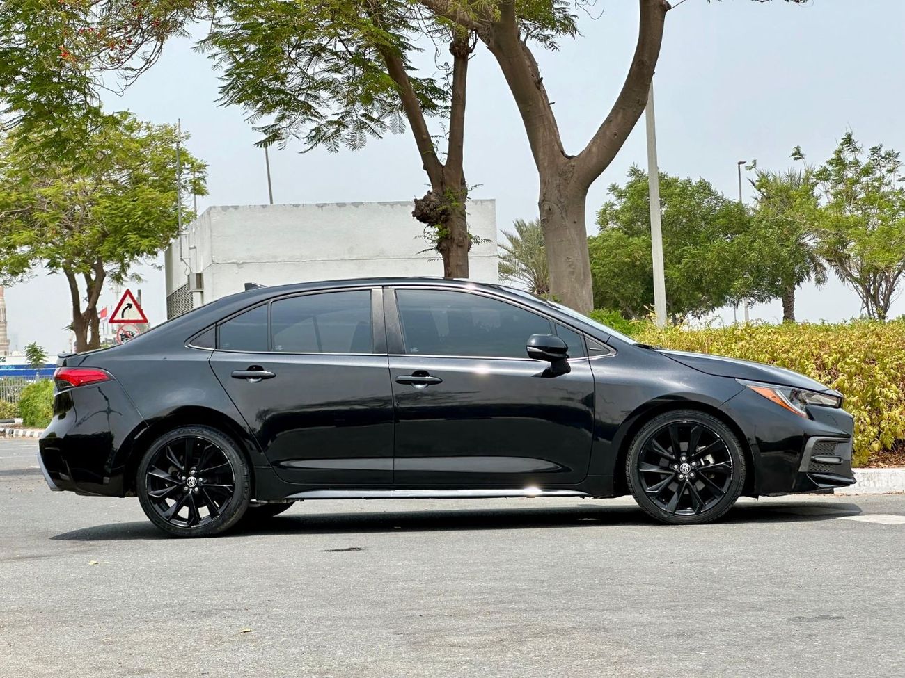 Toyota Corolla Nightshade  SE