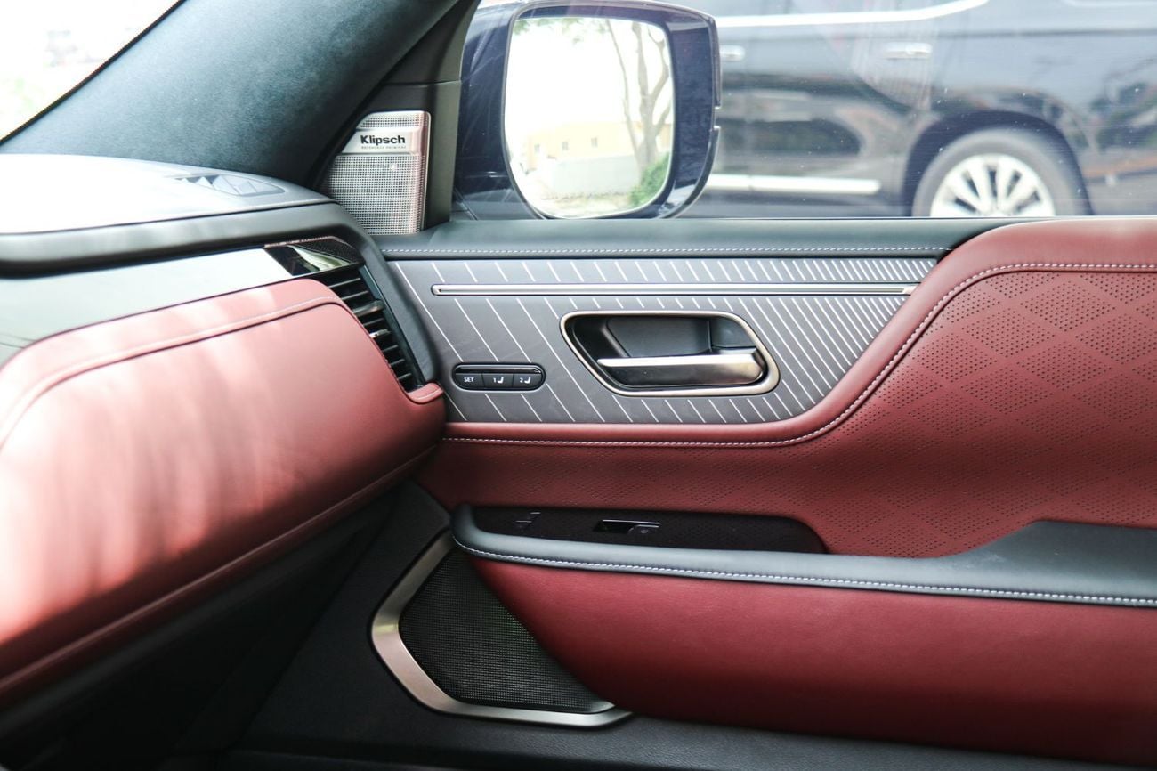 إنفينيتي QX80 AUTOGRAPH CAPTAIN CHAIRS INFINITI QX80 Autograph 2026 (used)