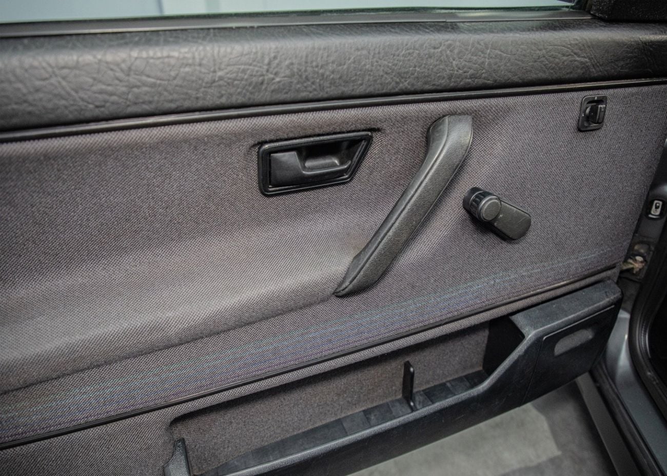 فولكس واجن جولف GTi 16V