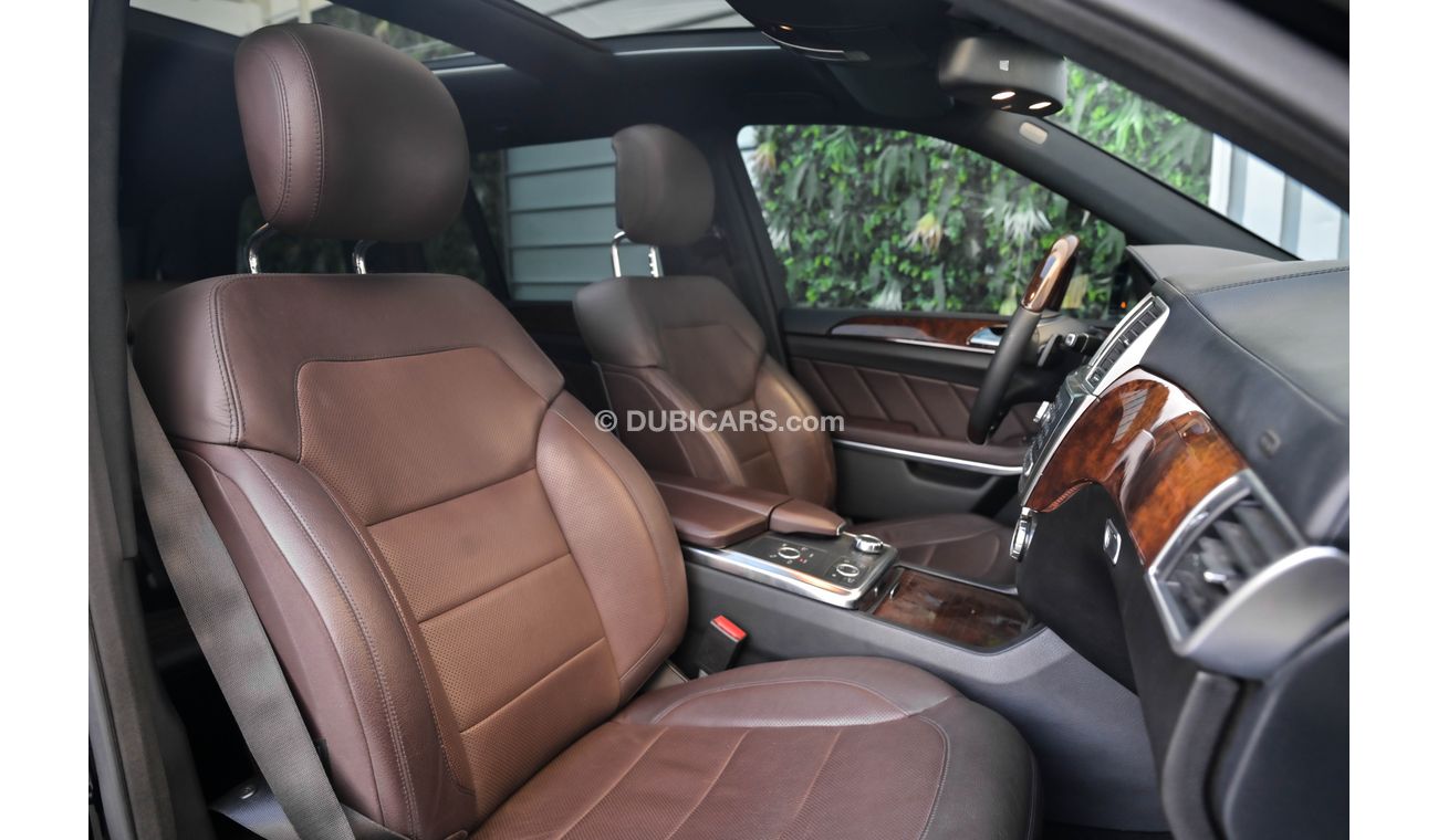 Mercedes-Benz GL 500 AMG (GLS 63 Kit) | 2,729 P.M (4 Years)⁣ | 0% Downpayment | Impeccable Condition!