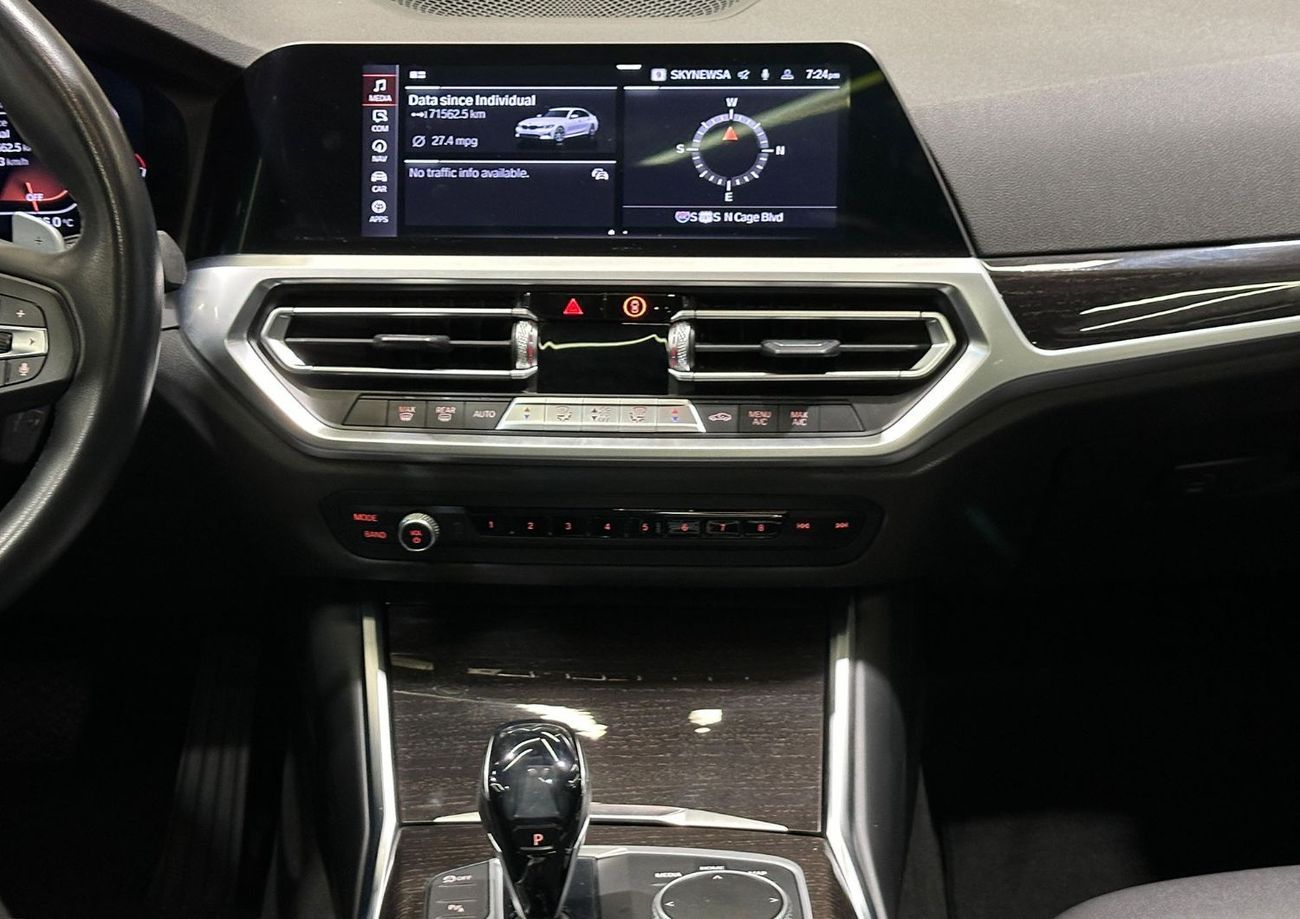 بي أم دبليو 330i Std 2.0L