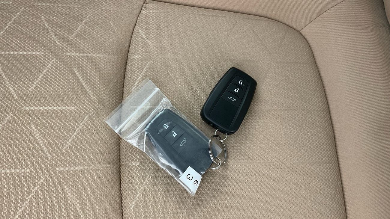 Toyota RAV4 VX | upto AED 20,000 Ramadan Discount | Guaranteed Warranty | 0 Down Payment