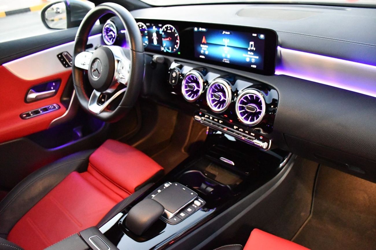 Mercedes-Benz CLA 200 Mercedes CLA200 AMG 2023