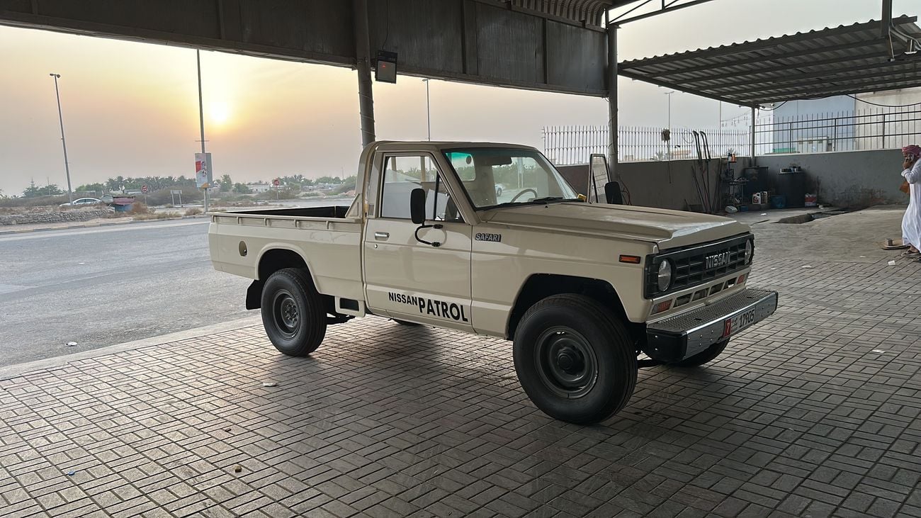 نيسان باترول بيك آب