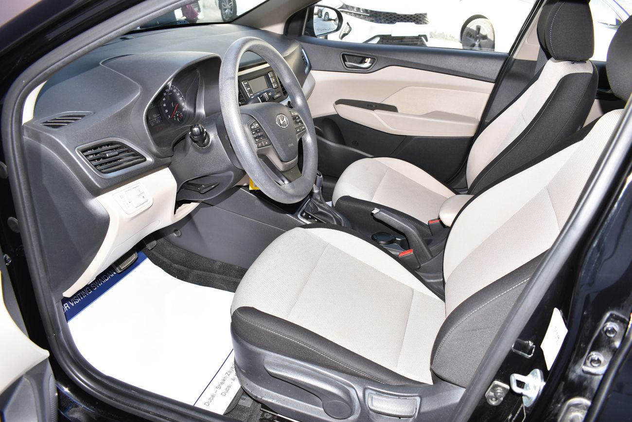 Hyundai Accent AED 719 PM | 1.6L GL GCC DEALER WARRANTY