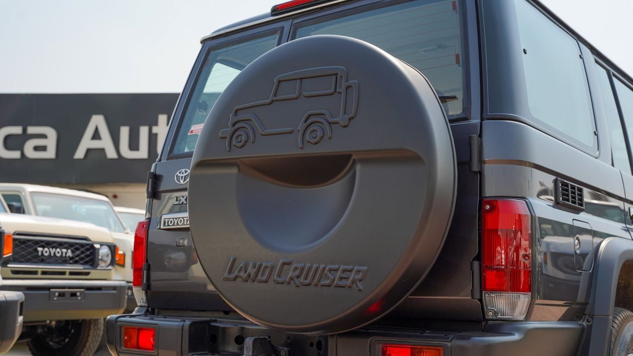 Toyota Land Cruiser TOYOTA Land Cruiser 76 2.8 Gray 2024 Full Option