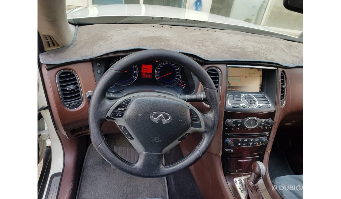 Infiniti EX35