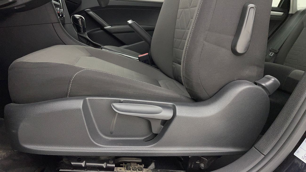 فولكس واجن باسات TRENDLINE 2.5 | بدون دفعة مقدمة | اختبار القيادة في المنزل