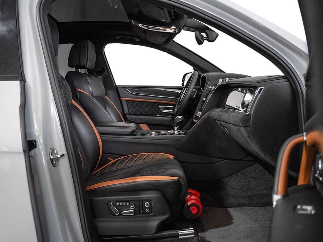 Bentley Bentayga 2020 Bentley Bentayga Speed 6.0L W12 / Colour PPF