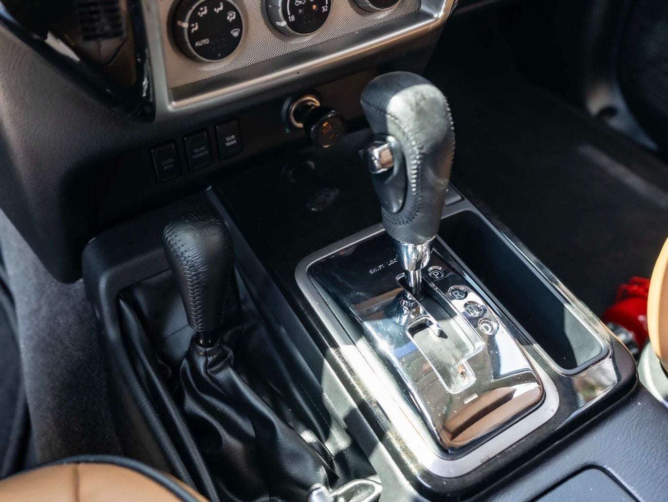 Nissan Patrol Safari Super Safari 4.8L A/T