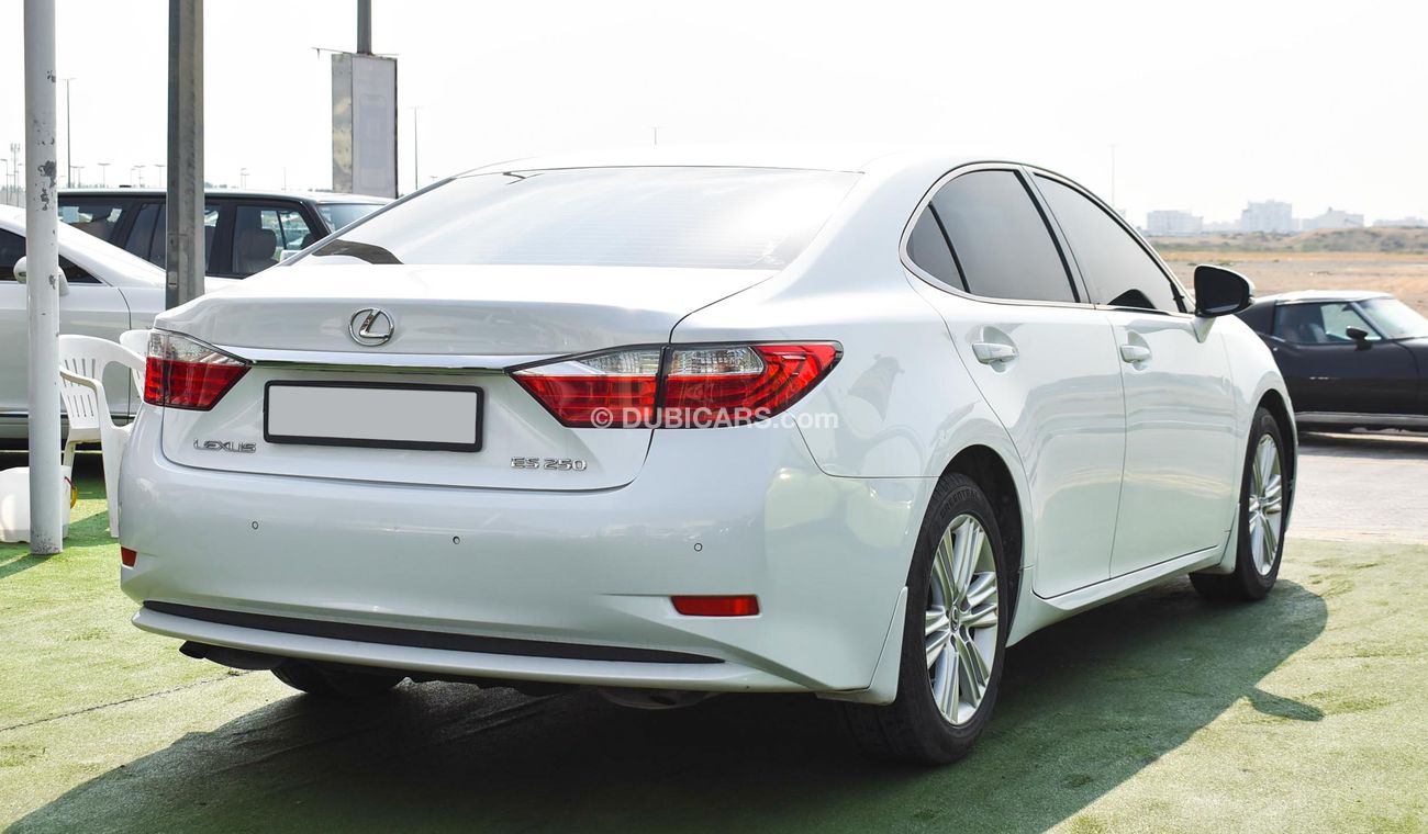 Lexus ES250