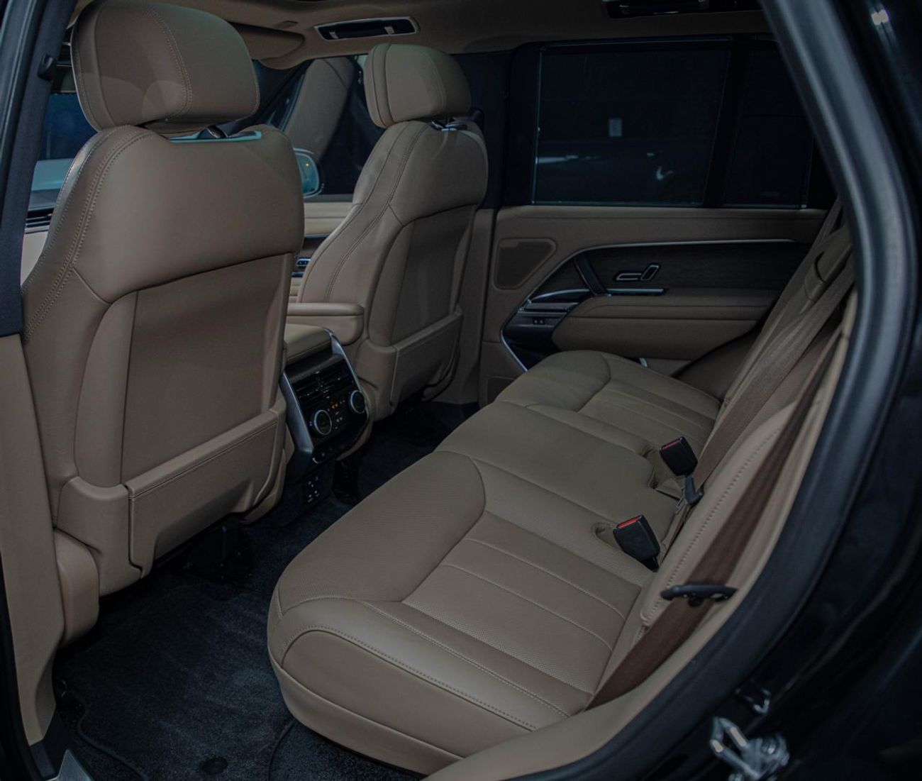 Land Rover Range Rover HSE P530 4.4L 4.4L V8 • Al Tayer Warranty + Service Contract • GCC